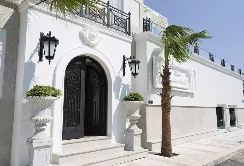 Ena Boutique Hotel & Residences