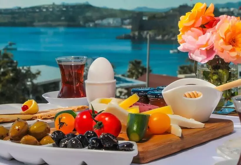 Ena Boutique Hotel & Residences