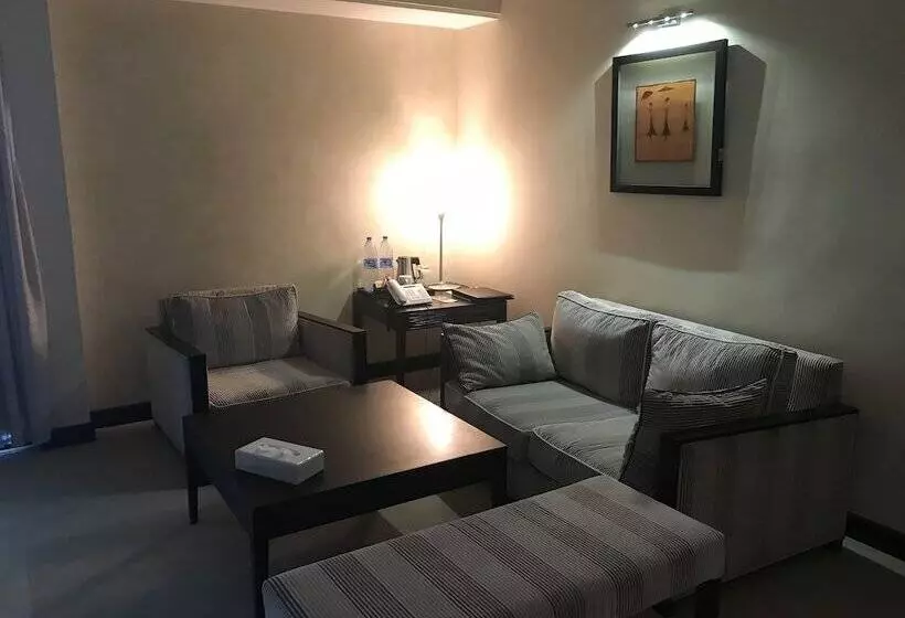 هتل Grand Lancaster Brazzaville