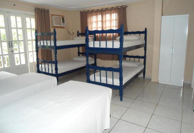 בית מלון כפרי Green House Hostel