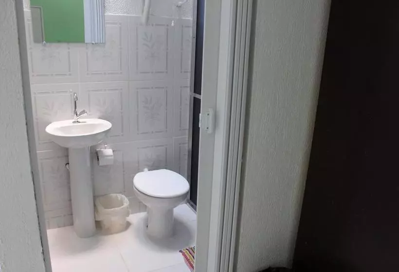 هتل Green House Hostel