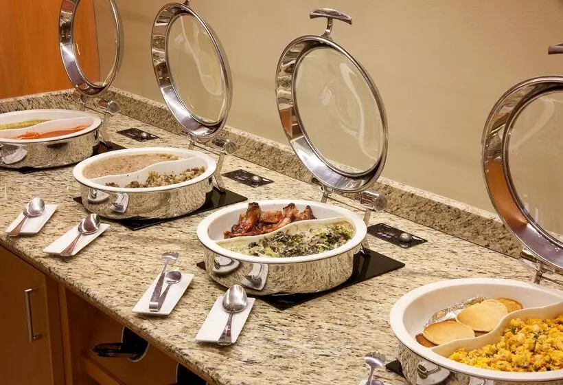 هتل Hampton Inn By Hilton Silao Aeropuerto Bajio