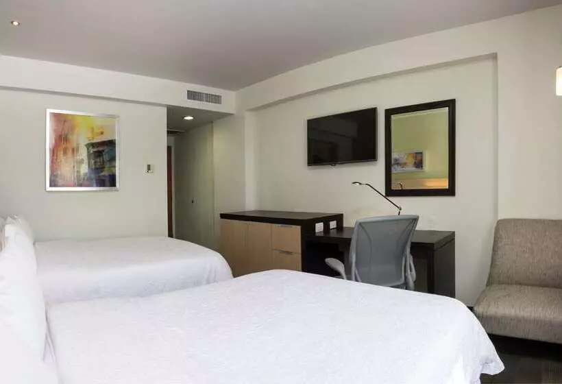هتل Hampton Inn By Hilton Silao Aeropuerto Bajio