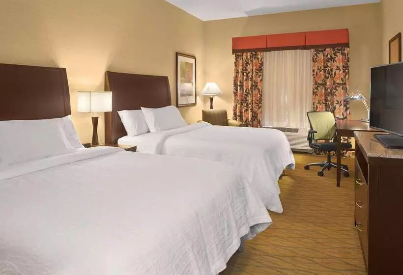 호텔 Hilton Garden Inn Akron