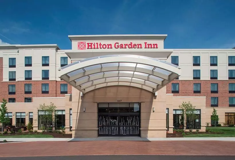 호텔 Hilton Garden Inn Akron