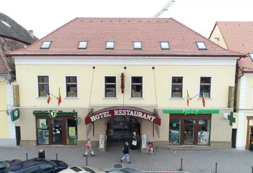 Отель Leul De Aur