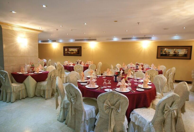 ホテル Roshan Al Azhar