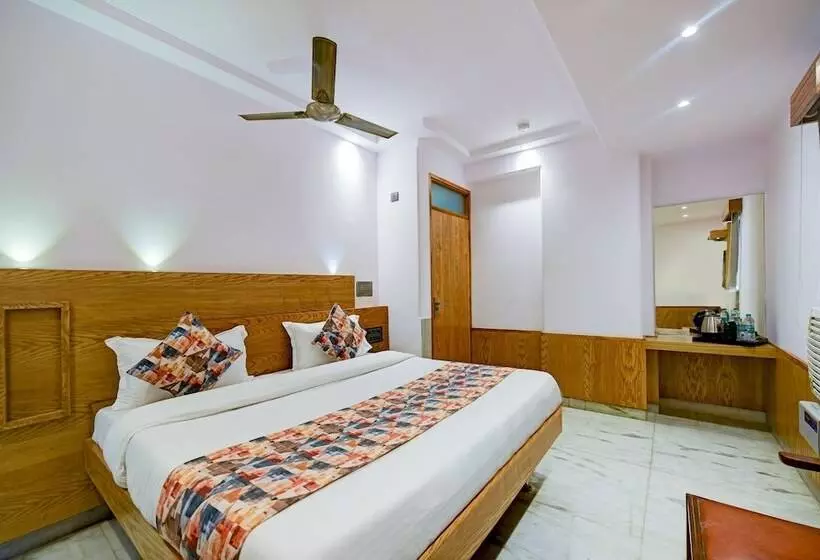 هتل The Natraj Yes Please New Delhi