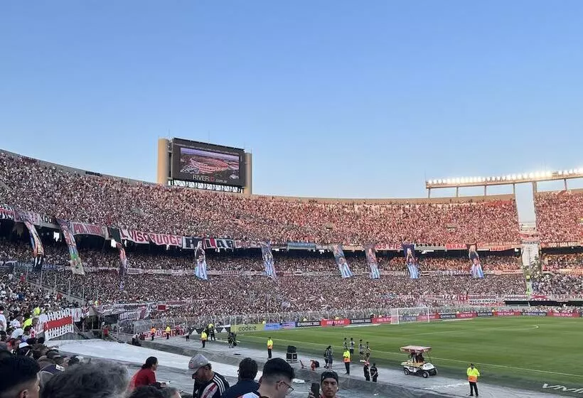 Shoshana Hotel Boutique