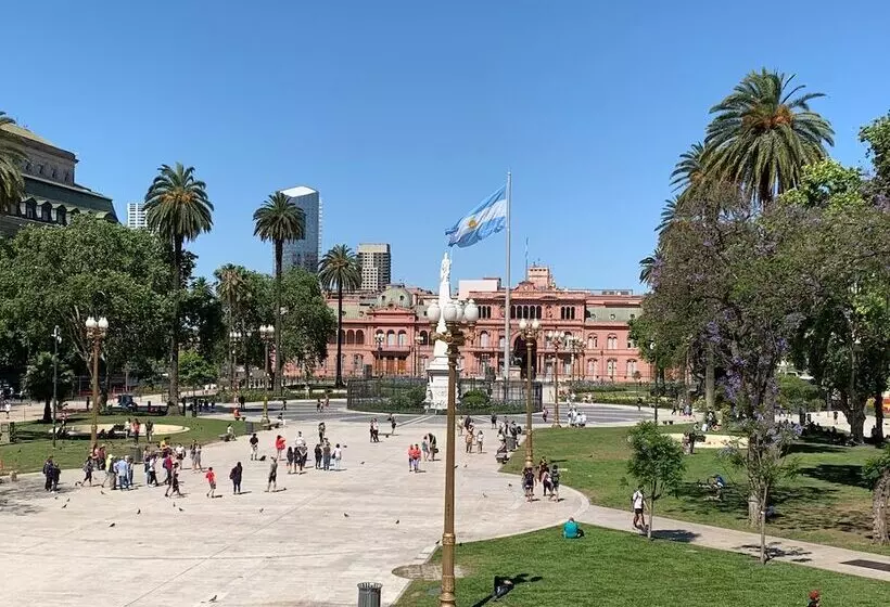 Shoshana Hotel Boutique