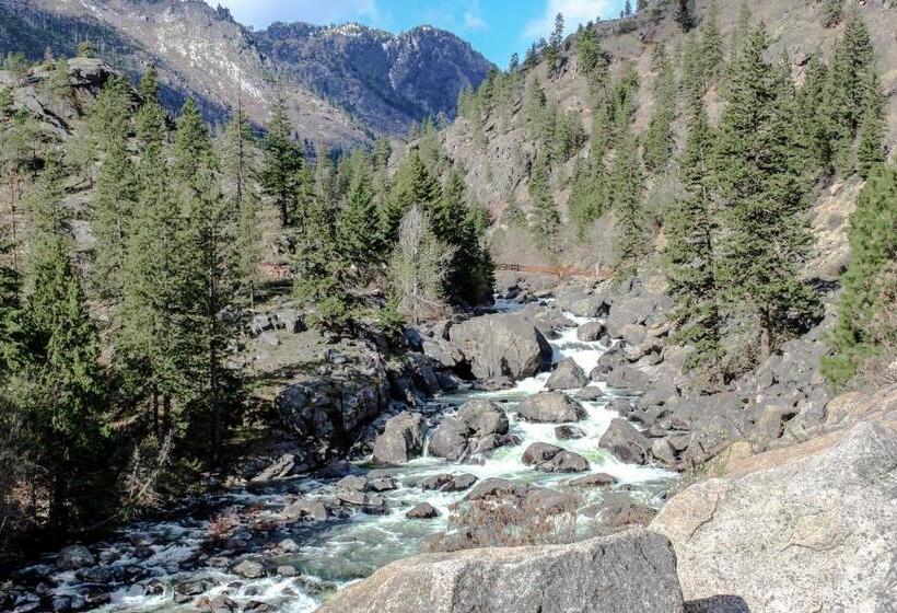 فندق Icicle Village Resort 402: Juniper Studio