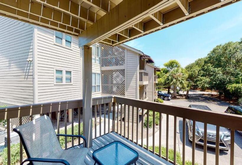 בית מלון כפרי Moorings 0910