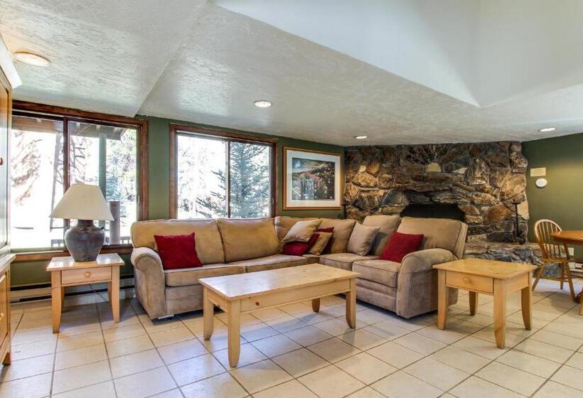 هتل Wild Irishman 1080