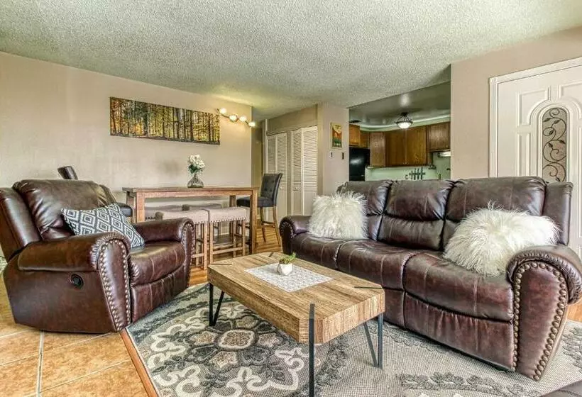 ホテル 2 Bed 1 Bath Apartment In Brian Head