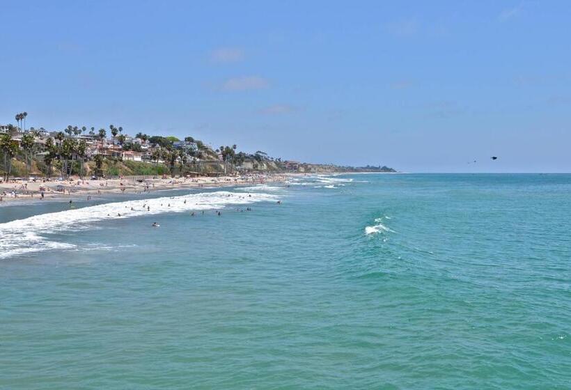 هتل Hideaway Unit D