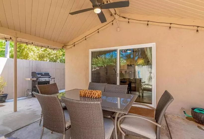 Hotelli Hideaway Unit D