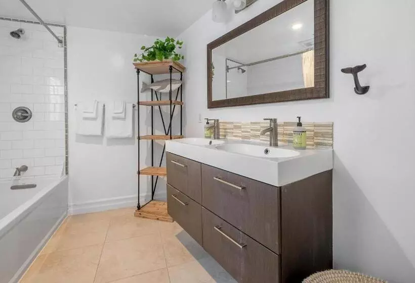Hotelli Hideaway Unit D