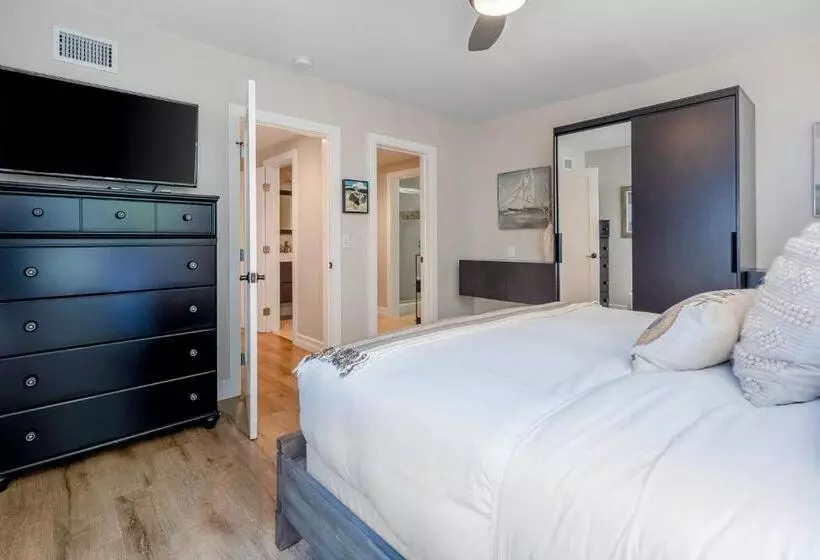 Hotelli Hideaway Unit D