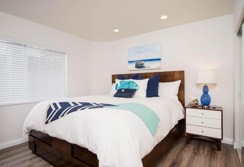 هتل Hideaway Unit D