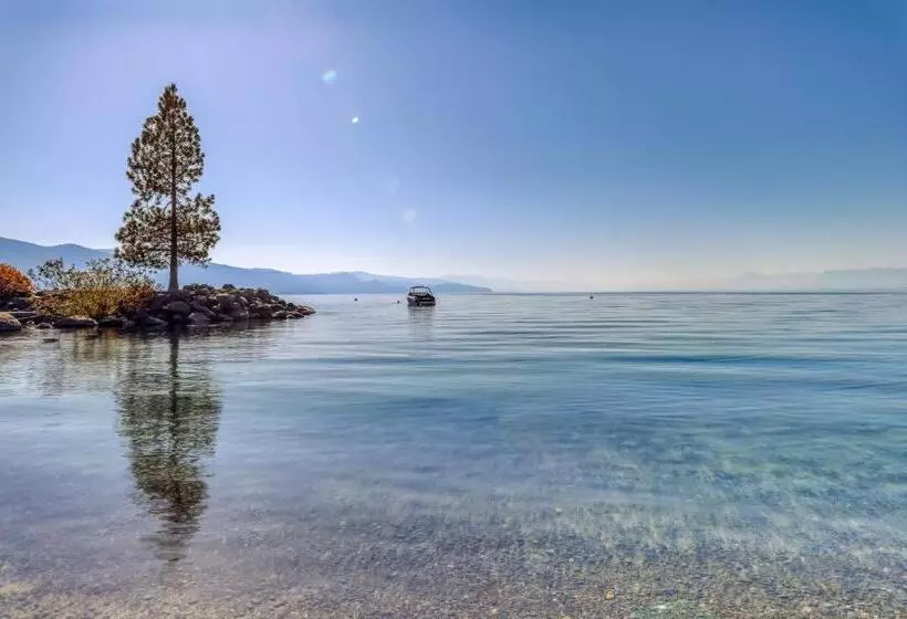 ホテル North Tahoe Nest