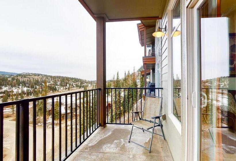 בית מלון כפרי Ali S View