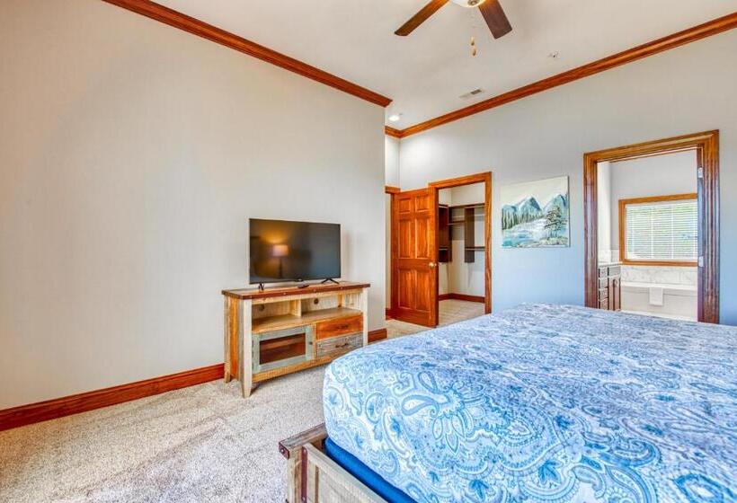 Отель Altitude With Gratitude