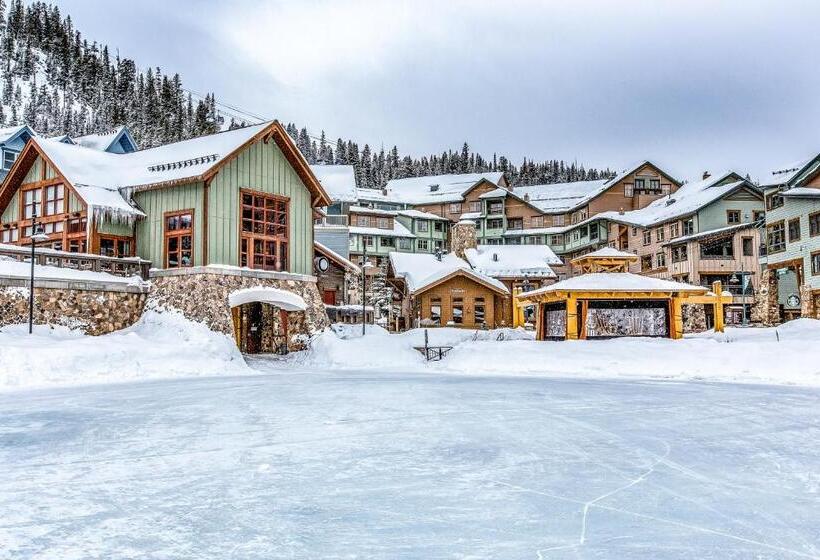 בית מלון כפרי Fraser Crossing 3404