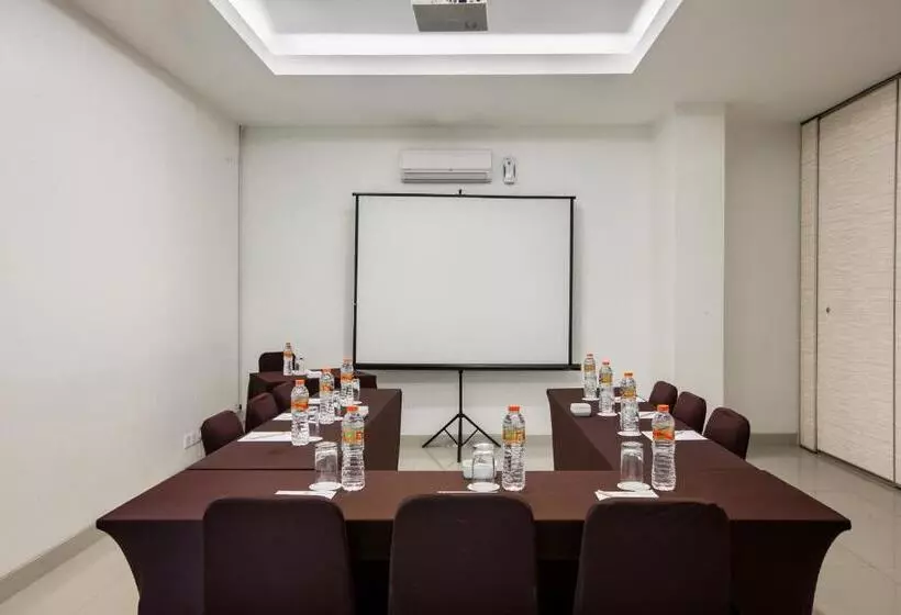 Amaris Hotel Pancoran