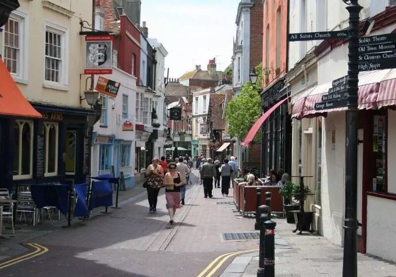 The Old Town Bed And Breakfast