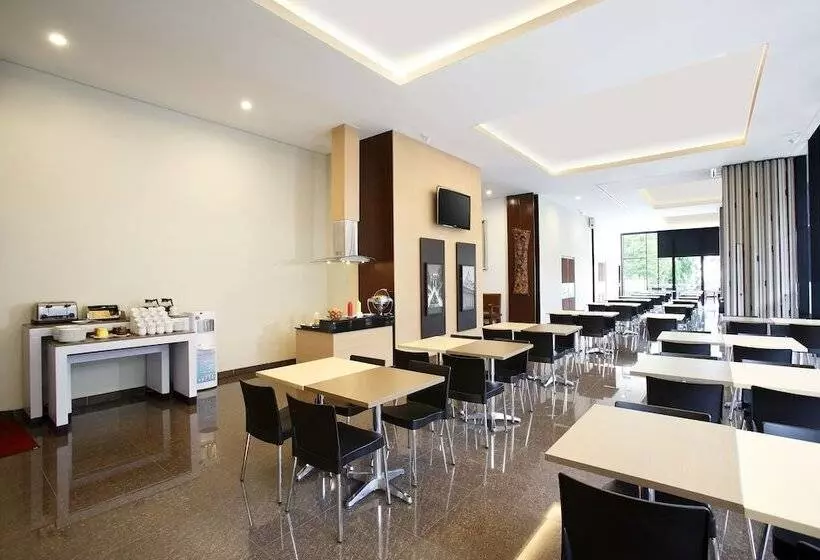 Amaris Hotel Pasar Baru