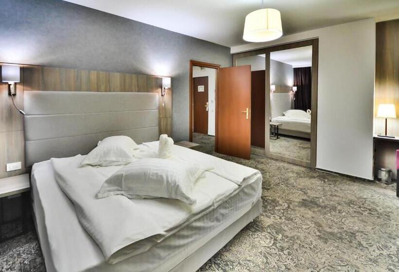 בית מלון כפרי Europeca