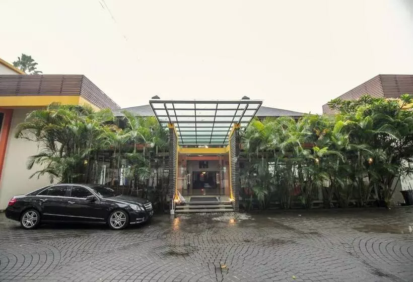 Hotel Collection O 295 Grha Ciumbuleuit Guest House