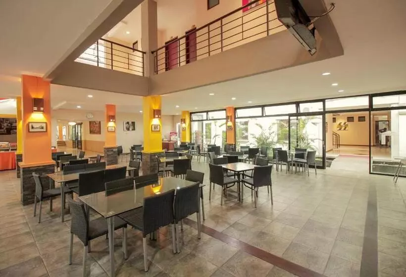 Hotel Collection O 295 Grha Ciumbuleuit Guest House