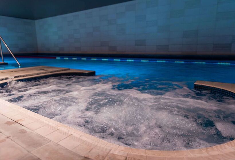 Отель Hilton Bournemouth