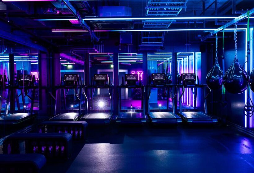 Отель Hilton Bournemouth