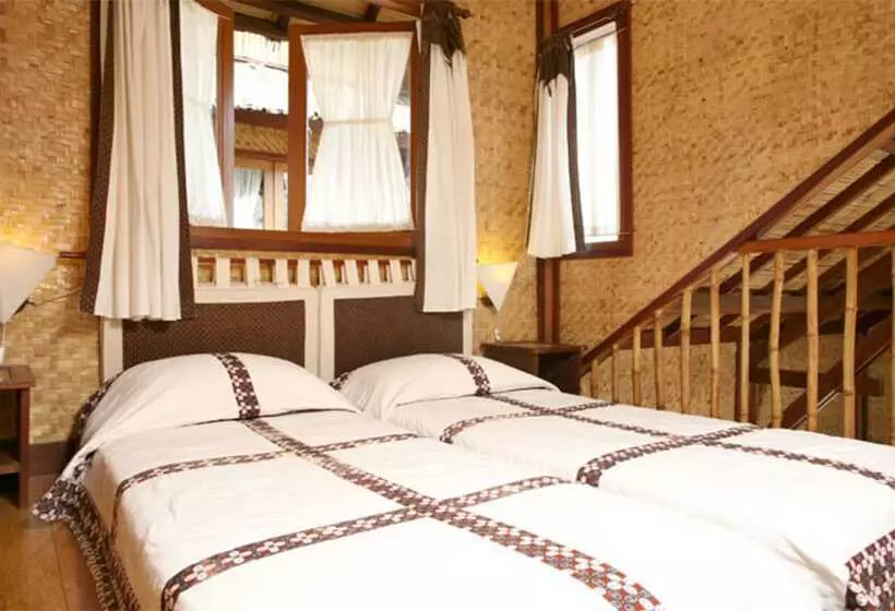 Hotel Kampung Sumber Alam Garut