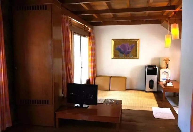 Hotel Kampung Sumber Alam Garut