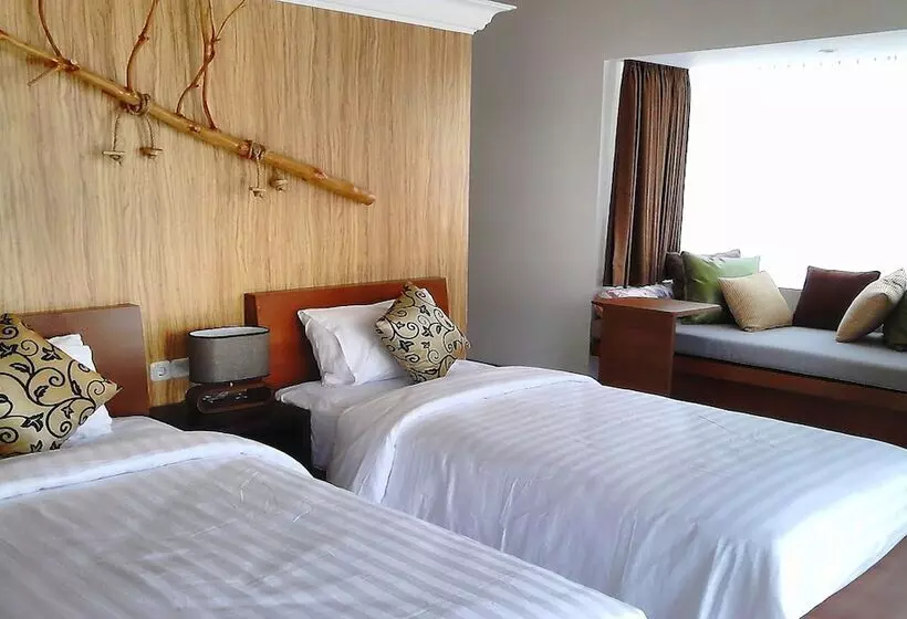 Hotel Kampung Sumber Alam Garut