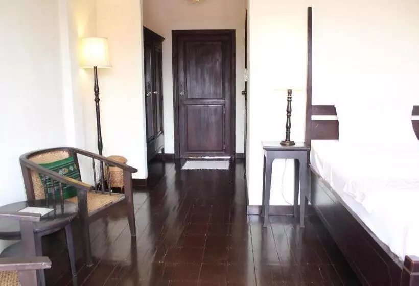 هتل Khamvongsa