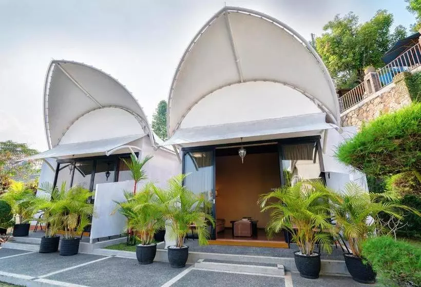 Hotel Valley Bistro Cafe And Resort