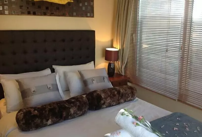 펜션 Secret Garden Guesthouse