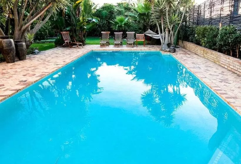 펜션 Secret Garden Guesthouse