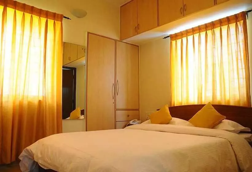 The Grand Serenity Apartment Hotel