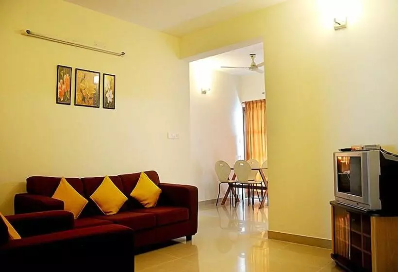 The Grand Serenity Apartment Hotel