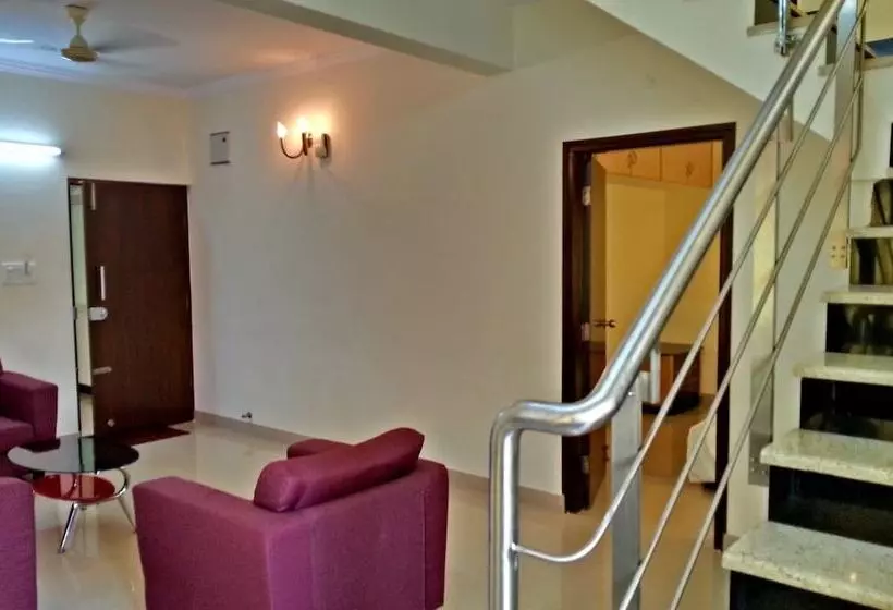 The Grand Serenity Apartment Hotel