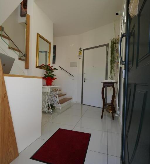 تختخواب و صبحانه My Comfort