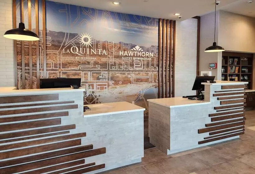 Hotelli La Quinta Inn & Suites By Wyndham Del Rio