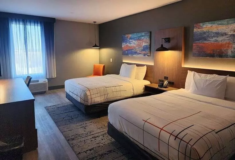 Hotelli La Quinta Inn & Suites By Wyndham Del Rio