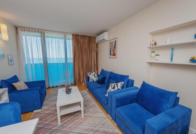 هتل Orbi City Apartments