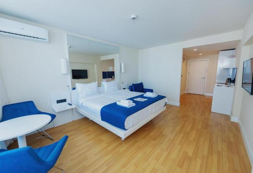 هتل Orbi City Apartments